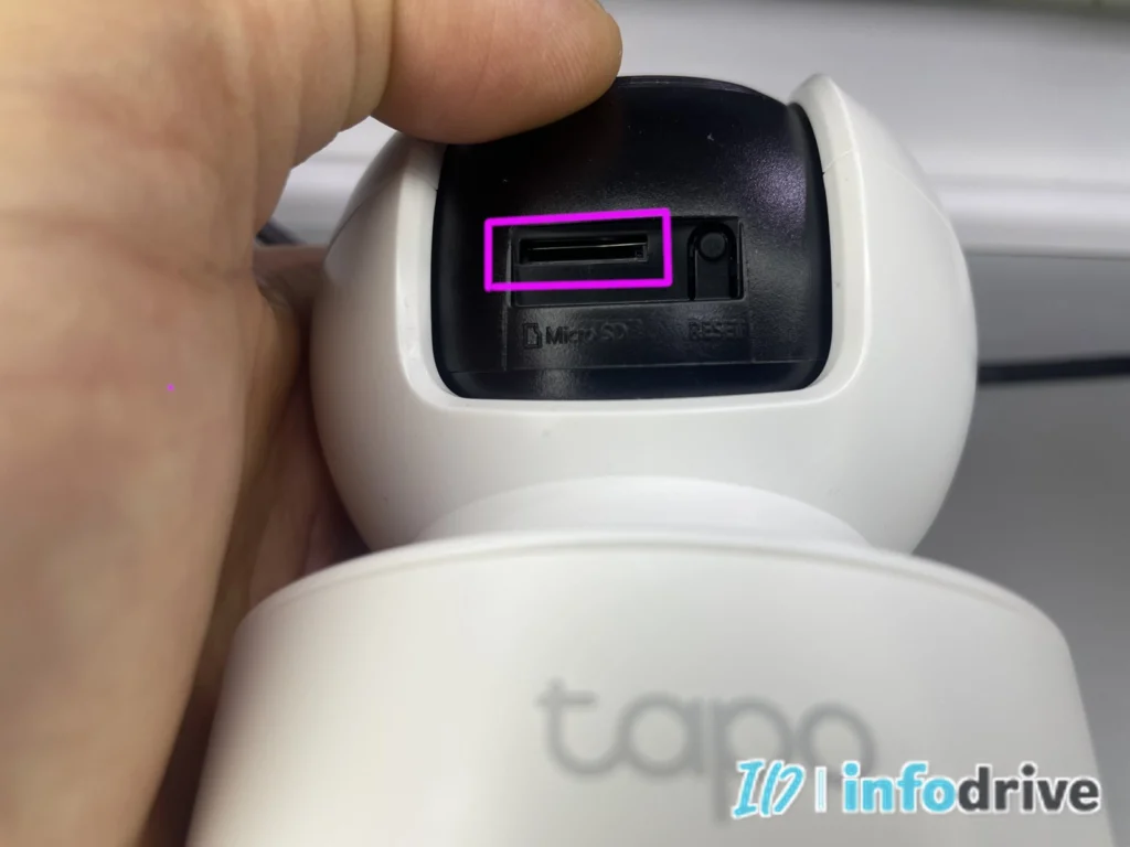 Tapo C212 microSD 슬롯 위치